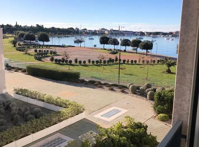 Lux Vista Suite